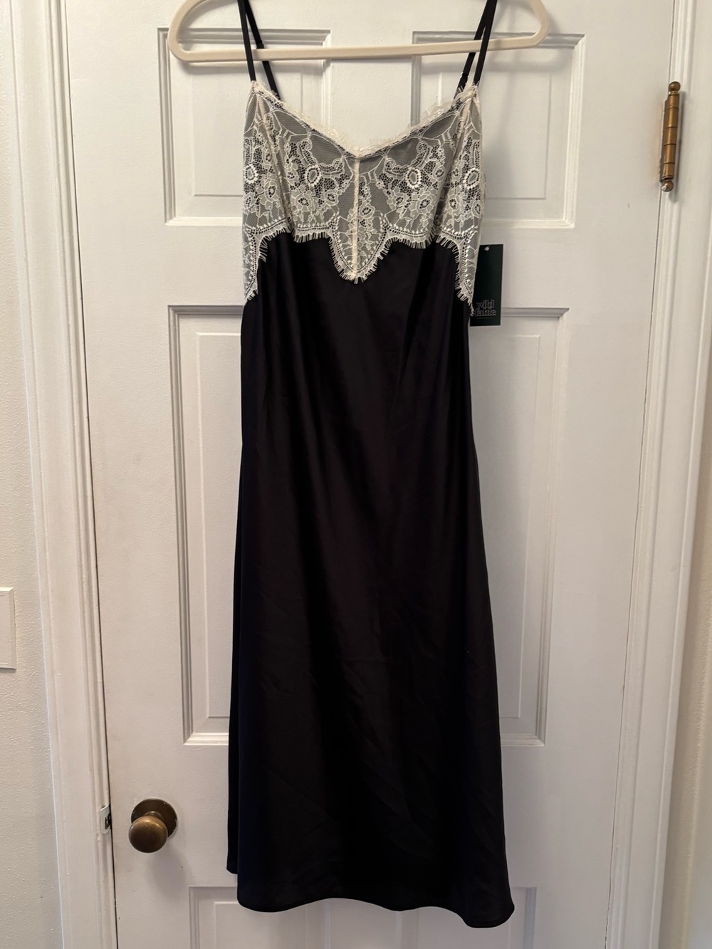 Wild Fable Black & Lace Maxi Dress
Size Small